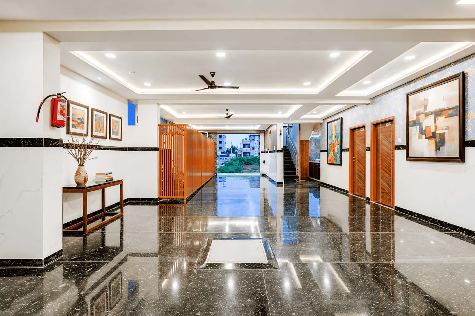 Leon Transit Hotel photo 4